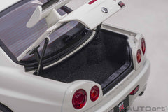 Nissan Skyline GT-R R34 V-spec II White Pearl 1:18 - 44102