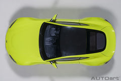 Aston Martin Vantage 2019 Lime Green 1:18 - 44489