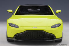 Aston Martin Vantage 2019 Lime Green 1:18 - 44491