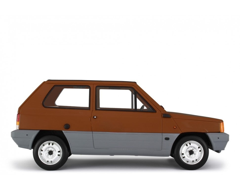 Fiat Panda 30 1980 Marrone Land 1:18 - 45830