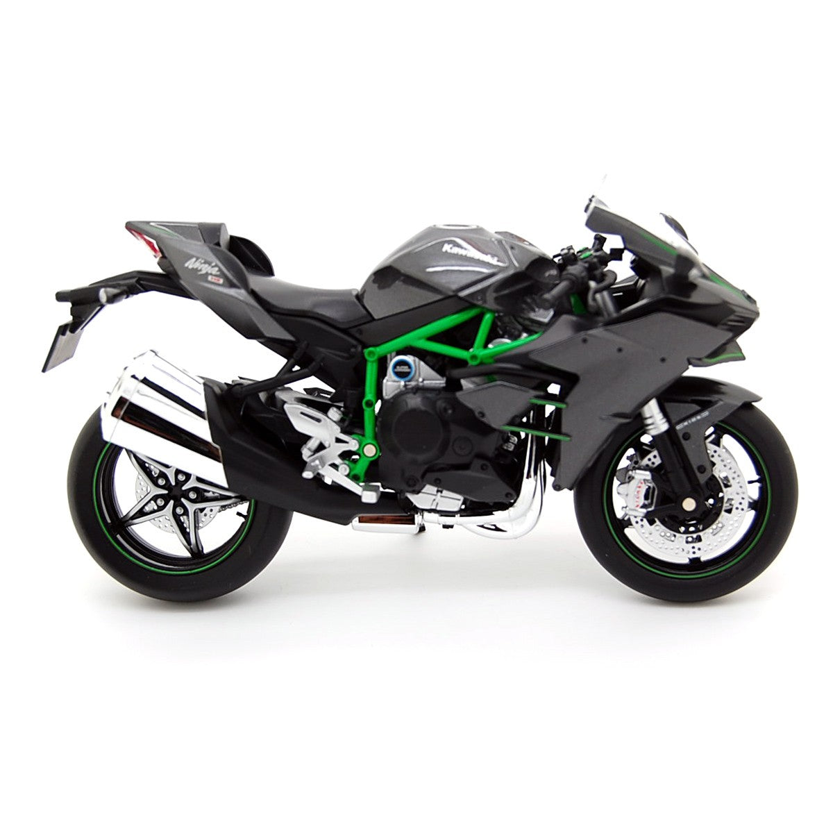 Kawasaki Ninja H2 2015 Black Carbon Green 1:12 - 46268