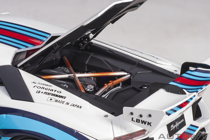 Lamborghini Aventador 2017 Liberty Walk LB-Works Martini 1:18 - 46687