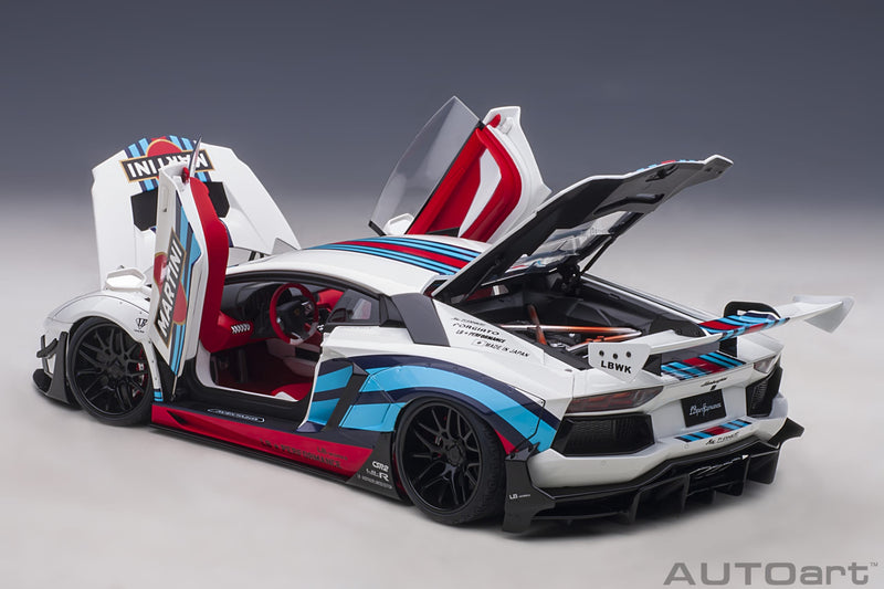 Lamborghini Aventador 2017 Liberty Walk LB-Works Martini 1:18 - 46688