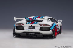 Lamborghini Aventador 2017 Liberty Walk LB-Works Martini 1:18 - 46692