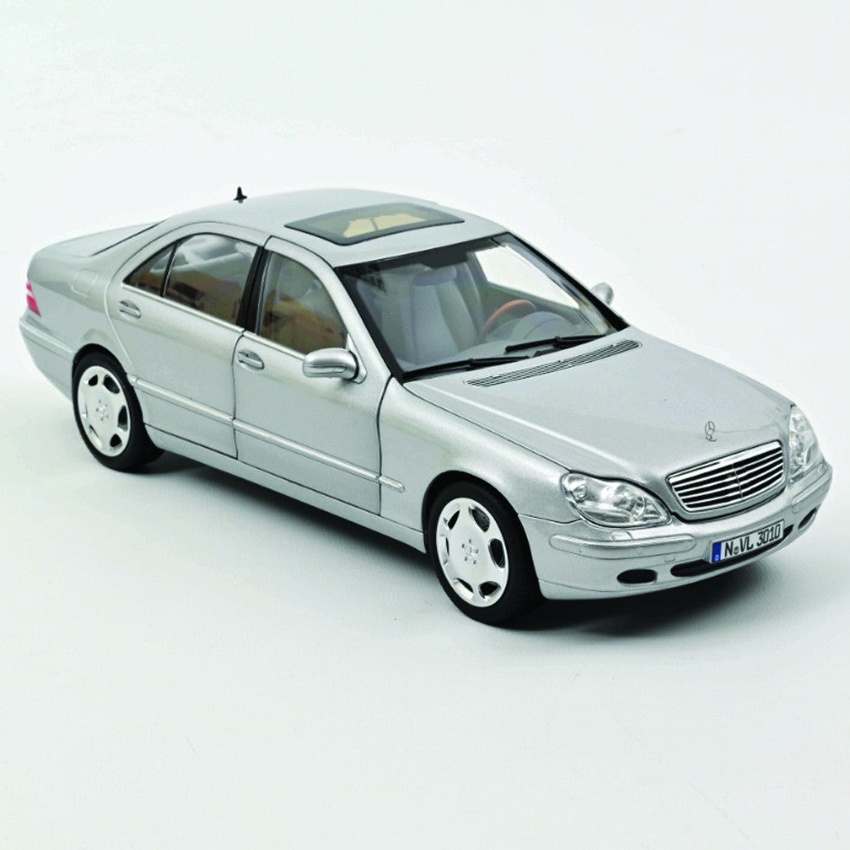 Mercedes-Benz S600 1998 Gris 1:18 - 47194