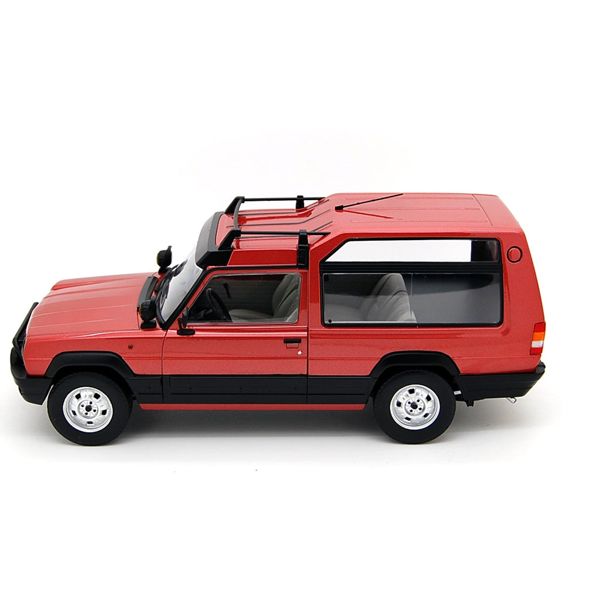 Talbot Matra Rancho 1979 Grand Raid Red Metallic 1:18 - 47598