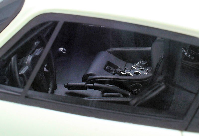 Porsche 911 (930) SC RS Coupe 1984 Bianco 1:18 - 48048