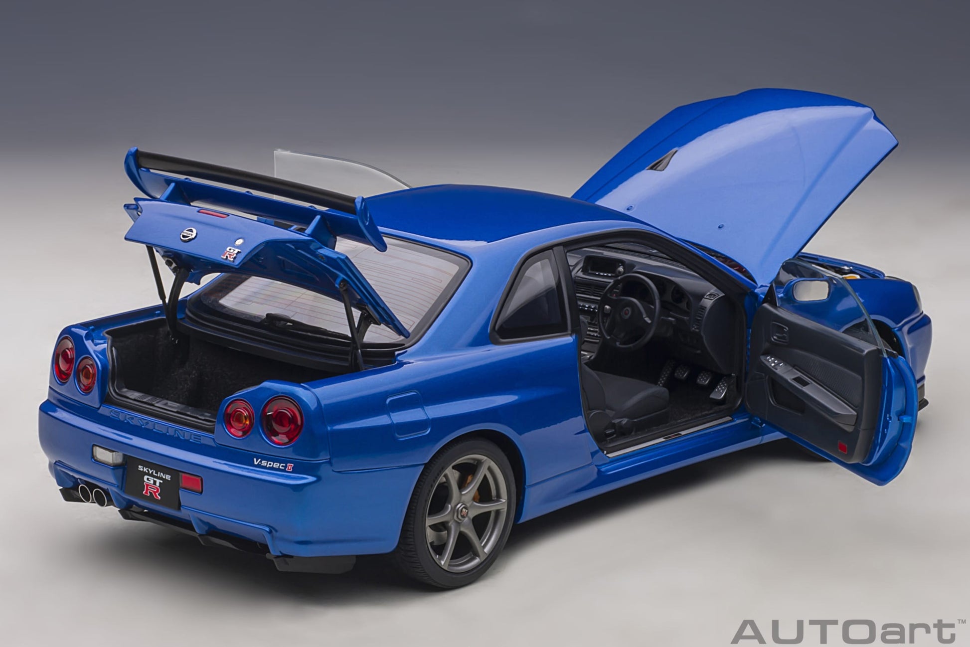 Nissan Skyline GT-R R34 V-spec II Bayside Blue 1:18 - 48604