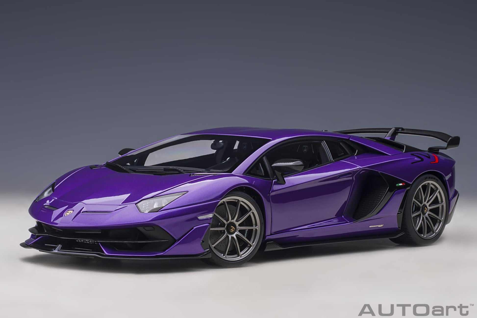 Lamborghini Aventador SVJ 2018 Viola Pasifea 1:18 - 48662
