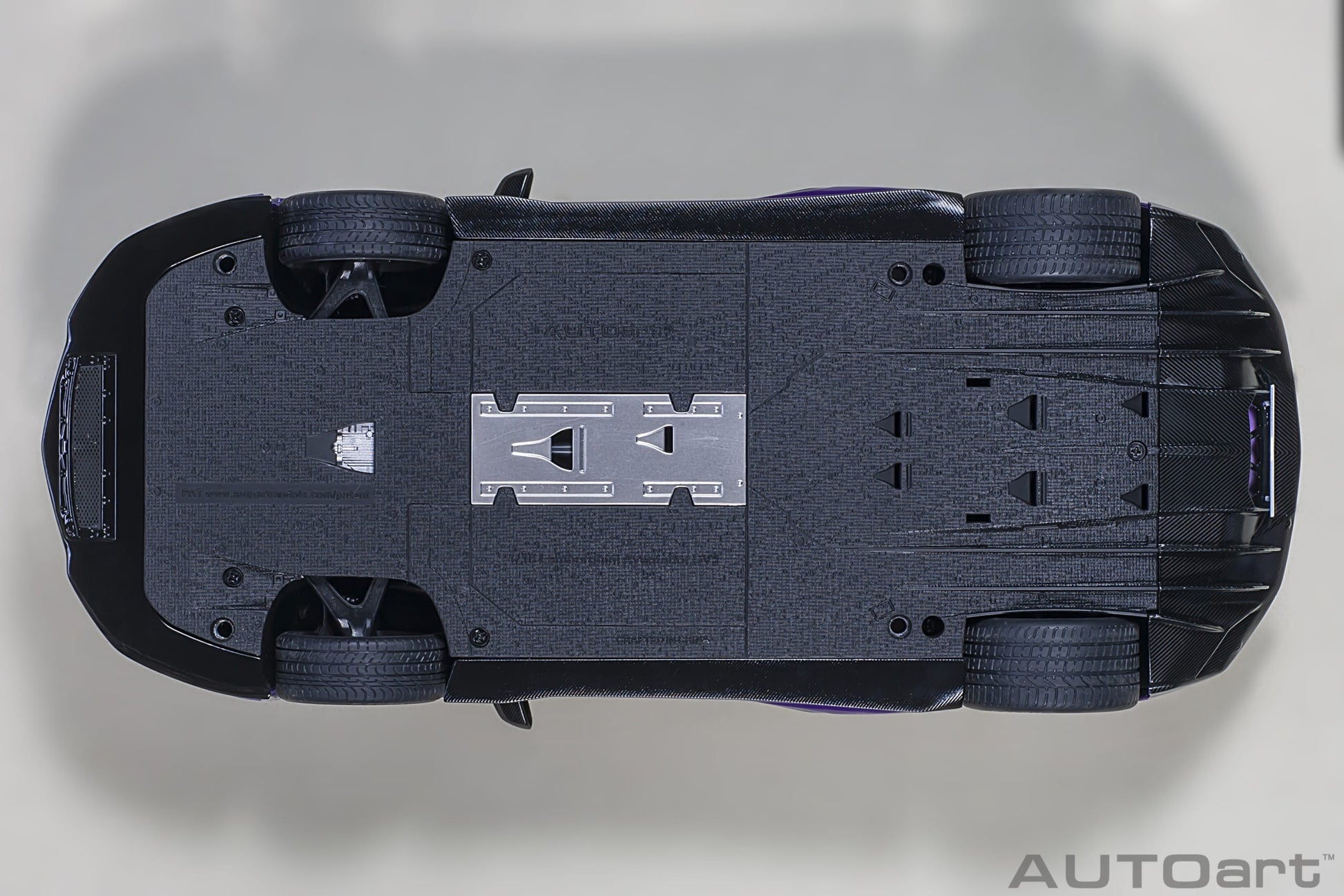 Lamborghini Aventador SVJ 2018 Viola Pasifea 1:18 - 48669