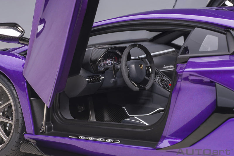 Lamborghini Aventador SVJ 2018 Viola Pasifea 1:18 - 48670