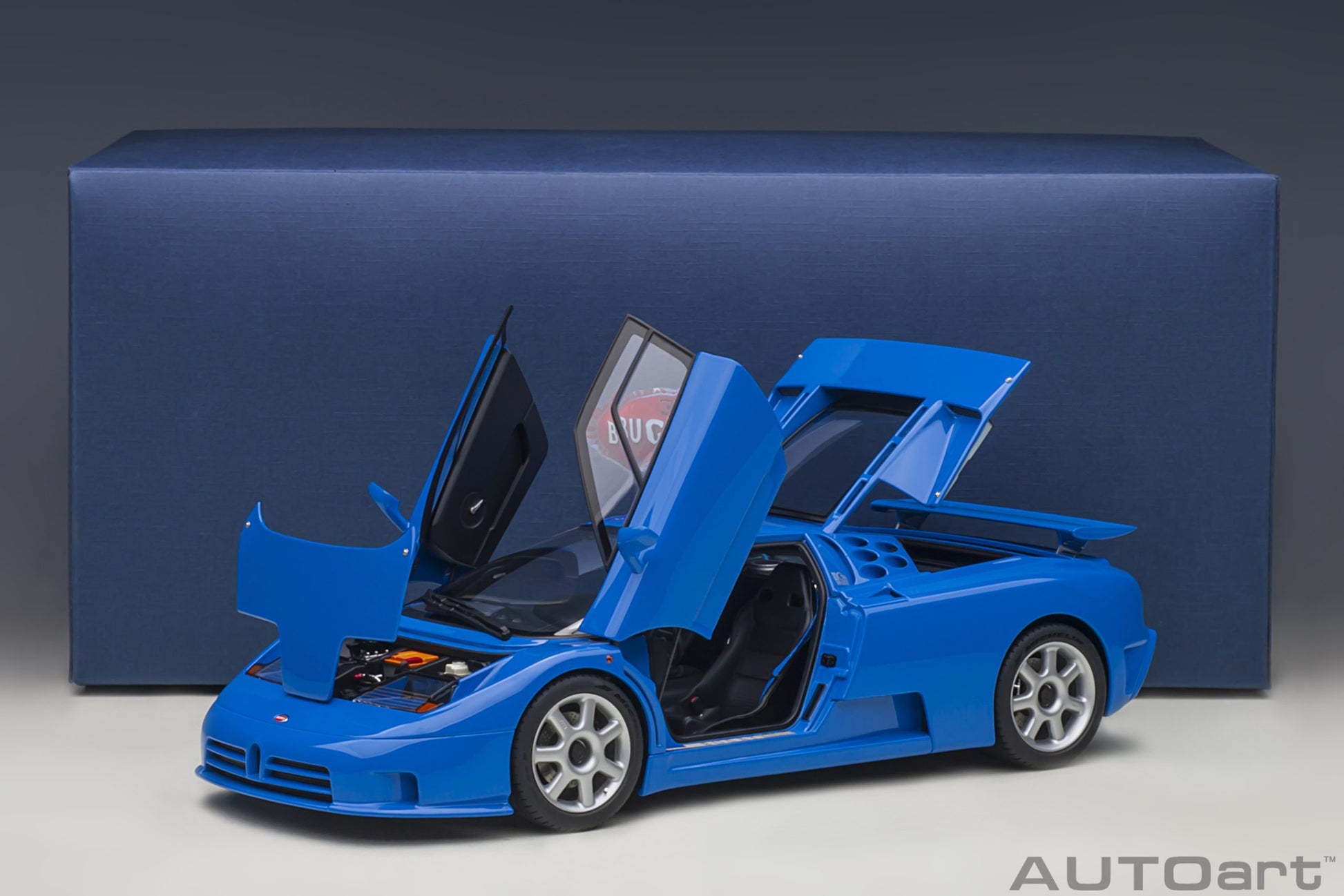 Bugatti EB 110 SS 1992 French Racing Blue 1:18 - 49136