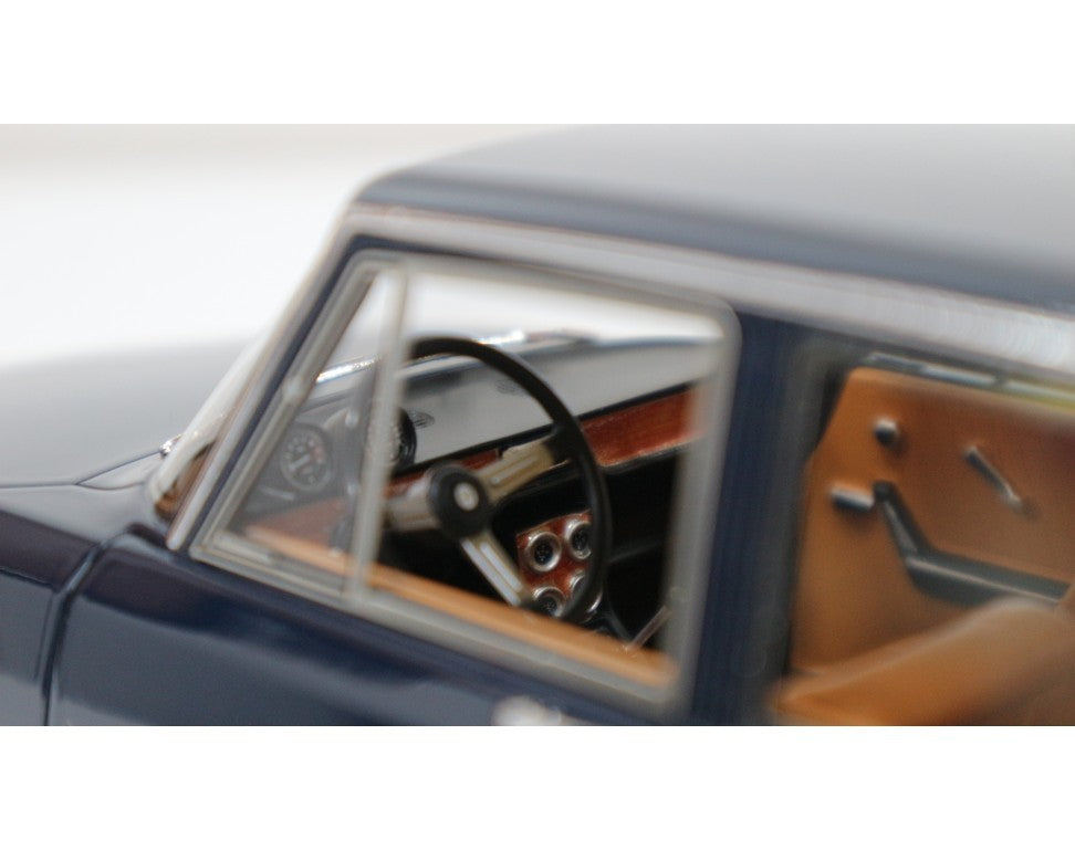 Alfa Romeo 1750 Berlina 1968 Blu Scuro 1:18 - 49339