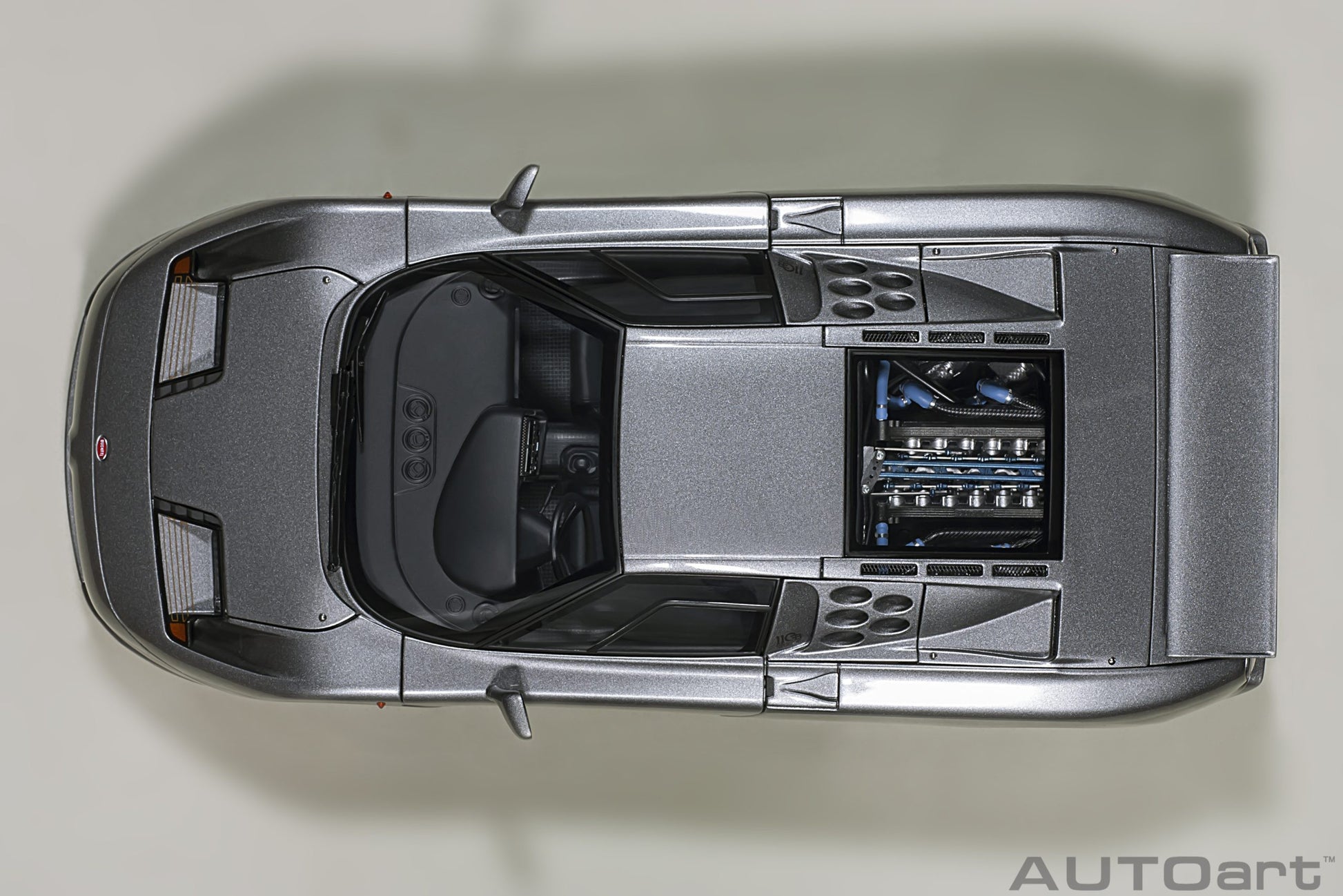 Bugatti EB 110 SS 1992 Grigio Metallizzato 1:18 - 49449