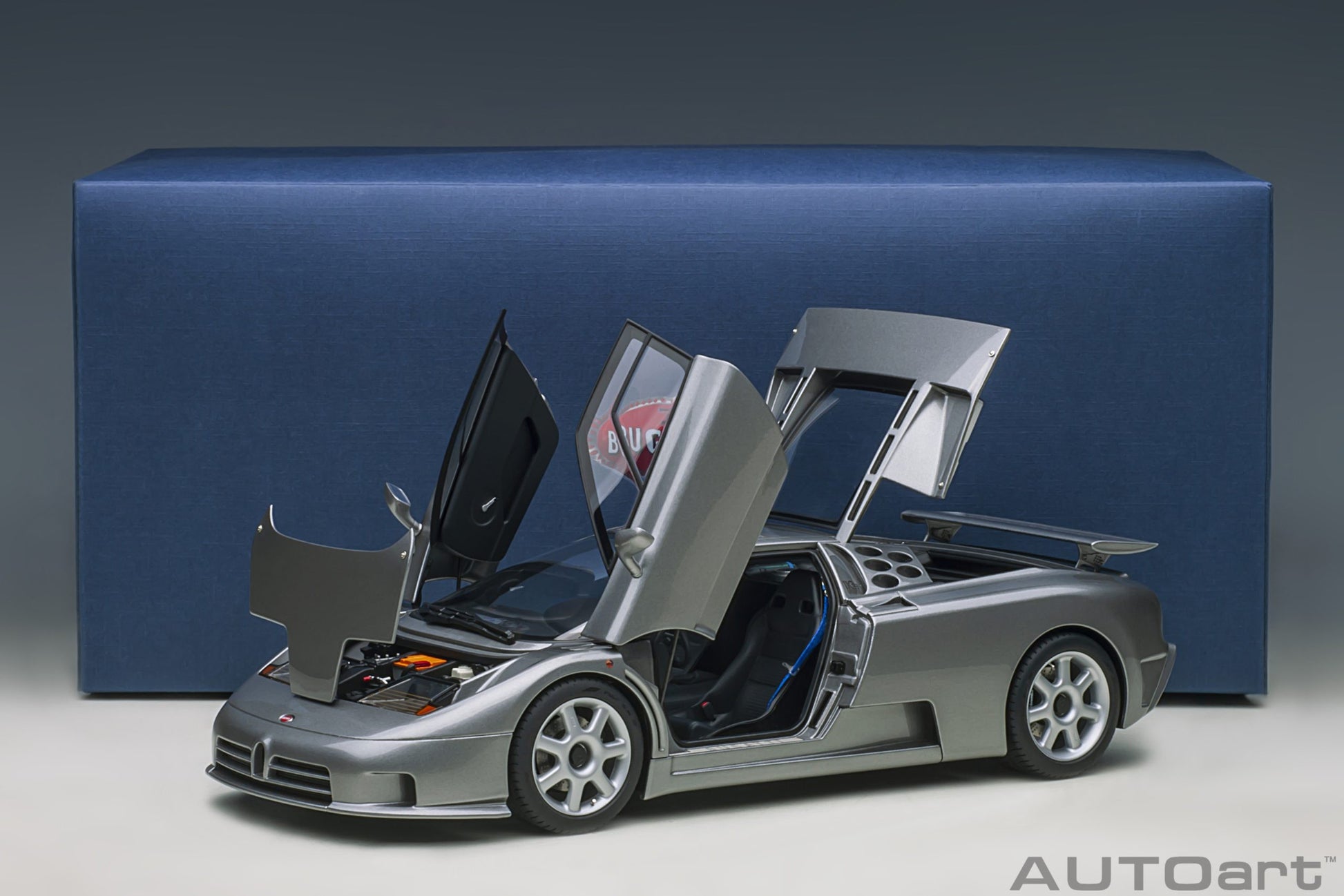 Bugatti EB 110 SS 1992 Grigio Metallizzato 1:18 - 49459