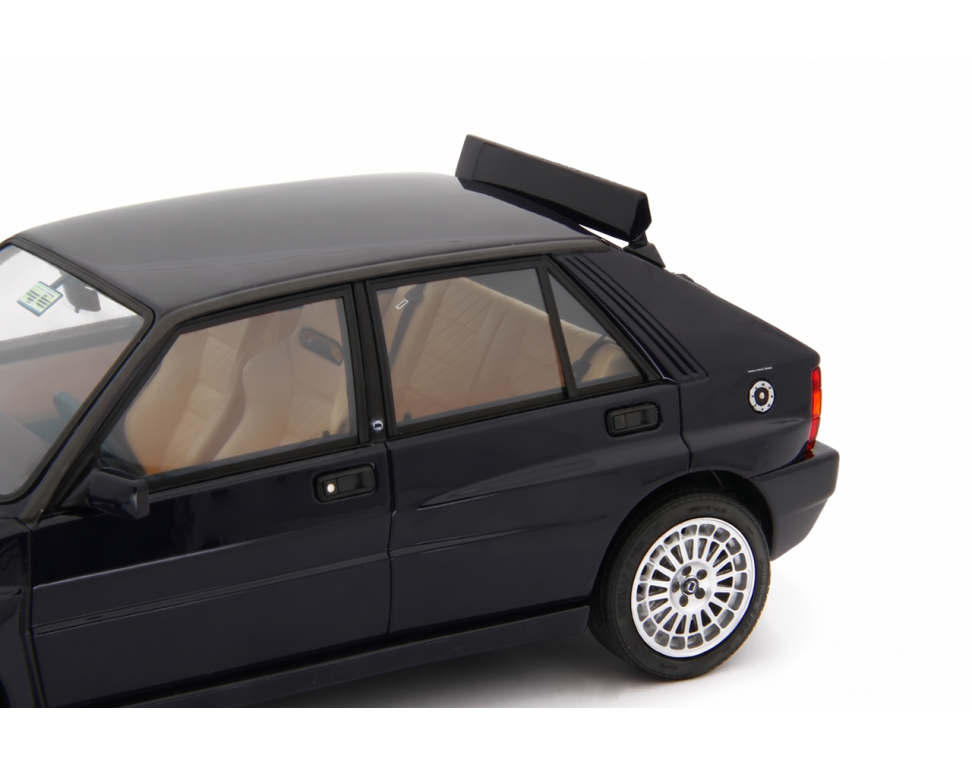 Lancia Delta HF Integrale Evo II 1992-94 Blu Lord 1:18-8