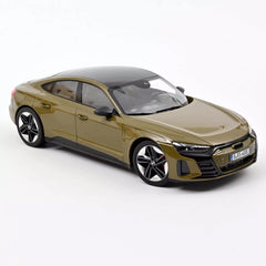 Audi RS e-tron GT 2021 Olive métallisé 1:18 - 50050