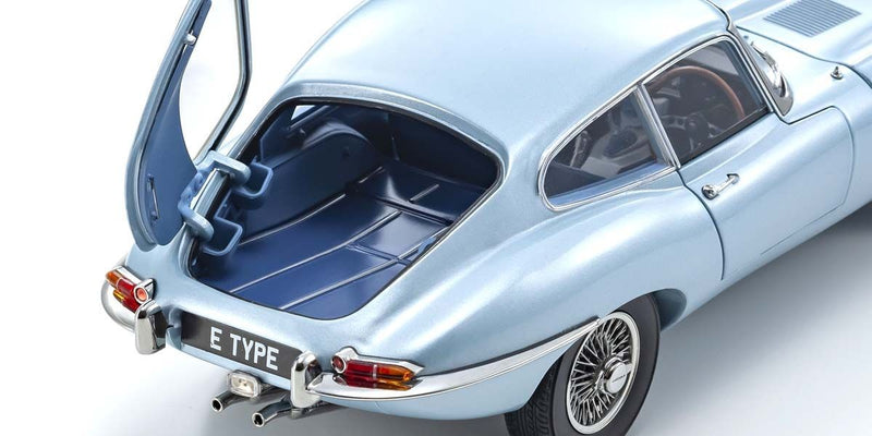 Jaguar E-Type coupe series  3.8 silver blue metallic 1:18 - 50162