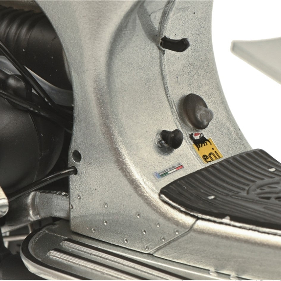 Piaggio Vespa 125PX 2011 "70th Anniversario" Grigio Metallizzaro 1:10 - 50210