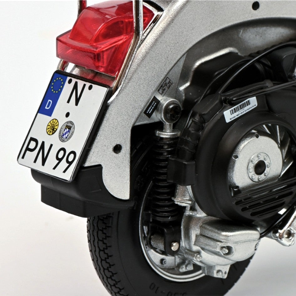 Piaggio Vespa 125PX 2011 "70th Anniversario" Grigio Metallizzaro 1:10 - 50212