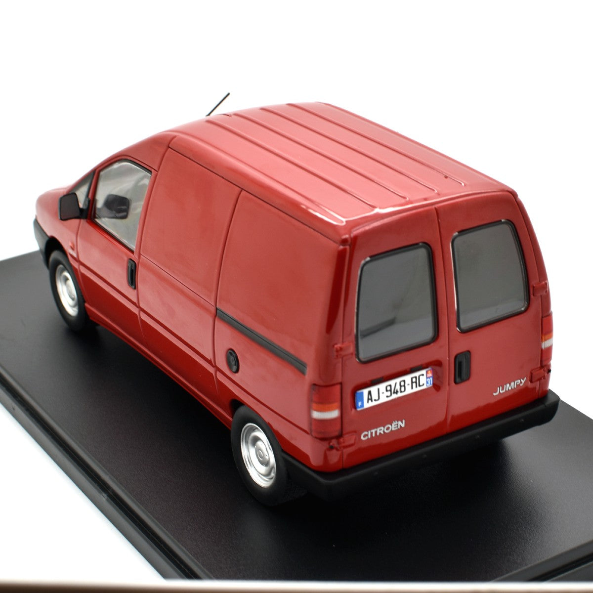 Citroën Jumpy 1995 Red 1:24 - 50464