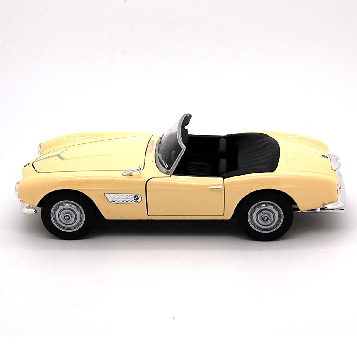 BMW 507 Cabriolet 1956 Cream 1:24 - 50937