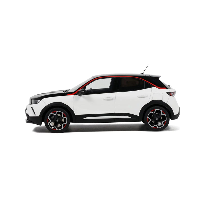 Opel Mokka-e 2021 GS Line Jade White G20 1:18-2