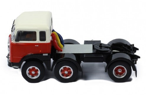 Fiat 690 T1 1961 Red / white 1:43 - 51662