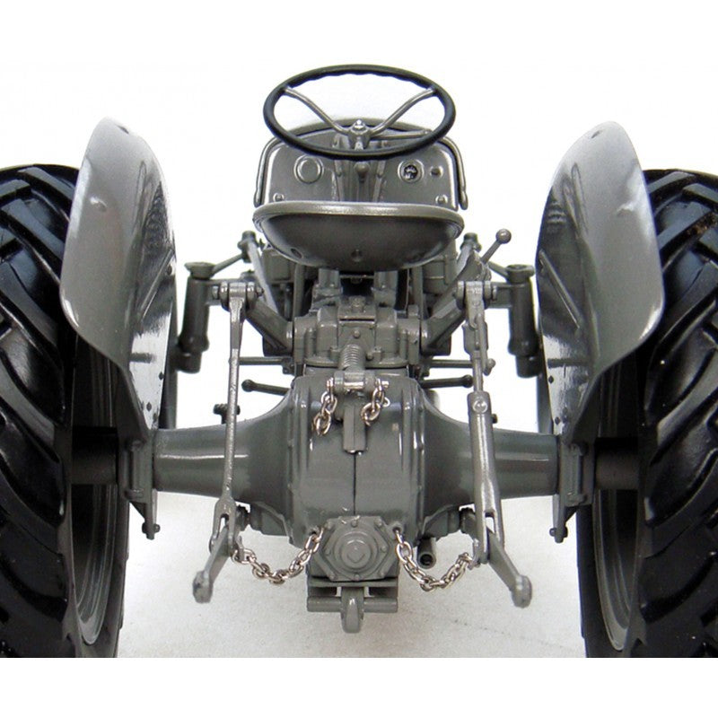 Massey Ferguson TEA 20 1949 Grigio 1:16 - 52354