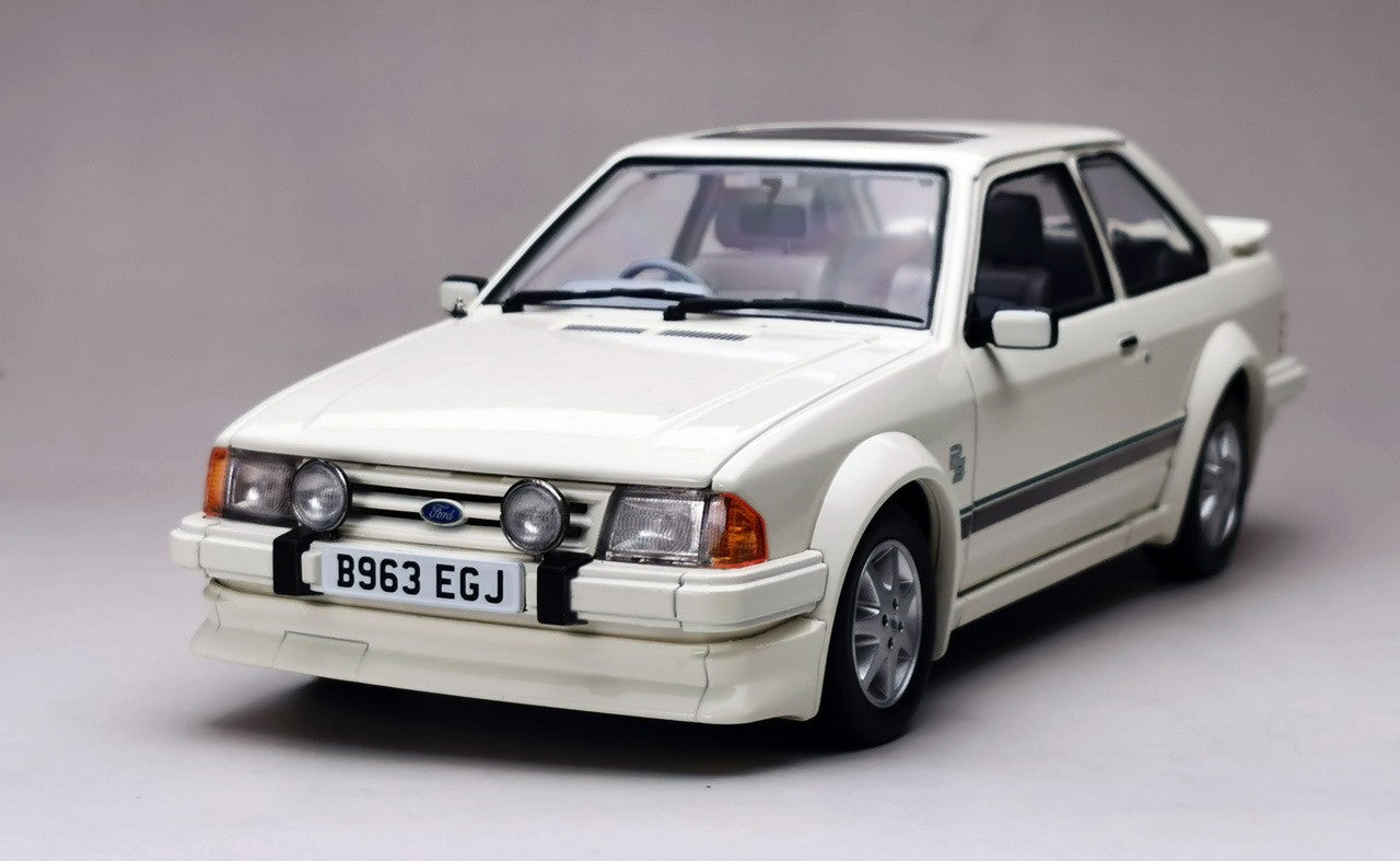 Ford Escort RS Turbo 1984 Diamond White 1:18 - 52402