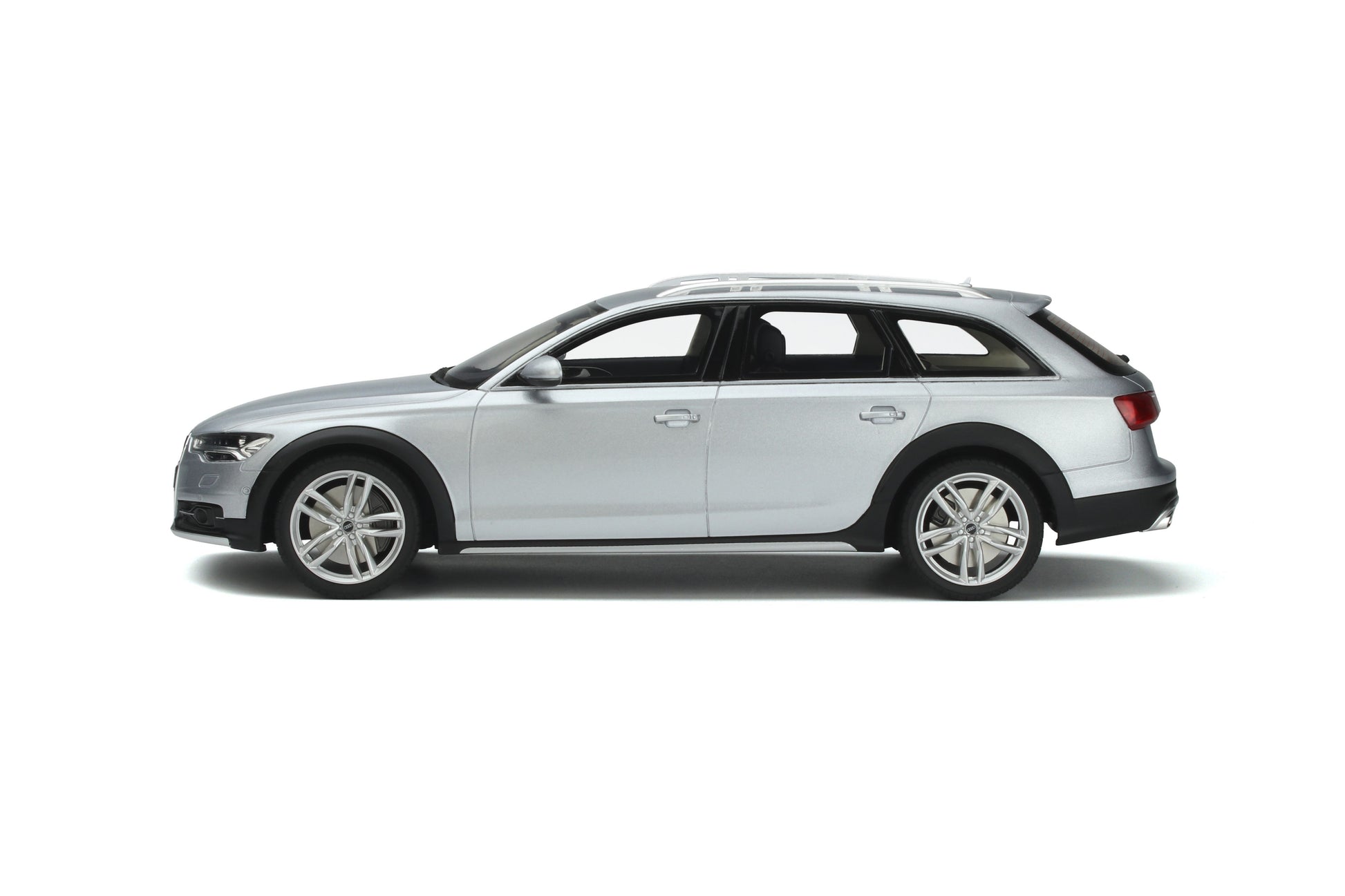 Audi A6 (C7) All road 2001 Silver Metallic 1:18 - 52868