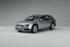 Audi A6 (C7) All road 2001 Silver Metallic 1:18 - 52870