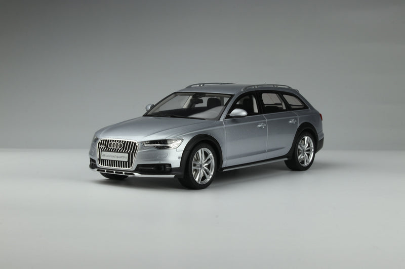 Audi A6 (C7) All road 2001 Silver Metallic 1:18 - 52870