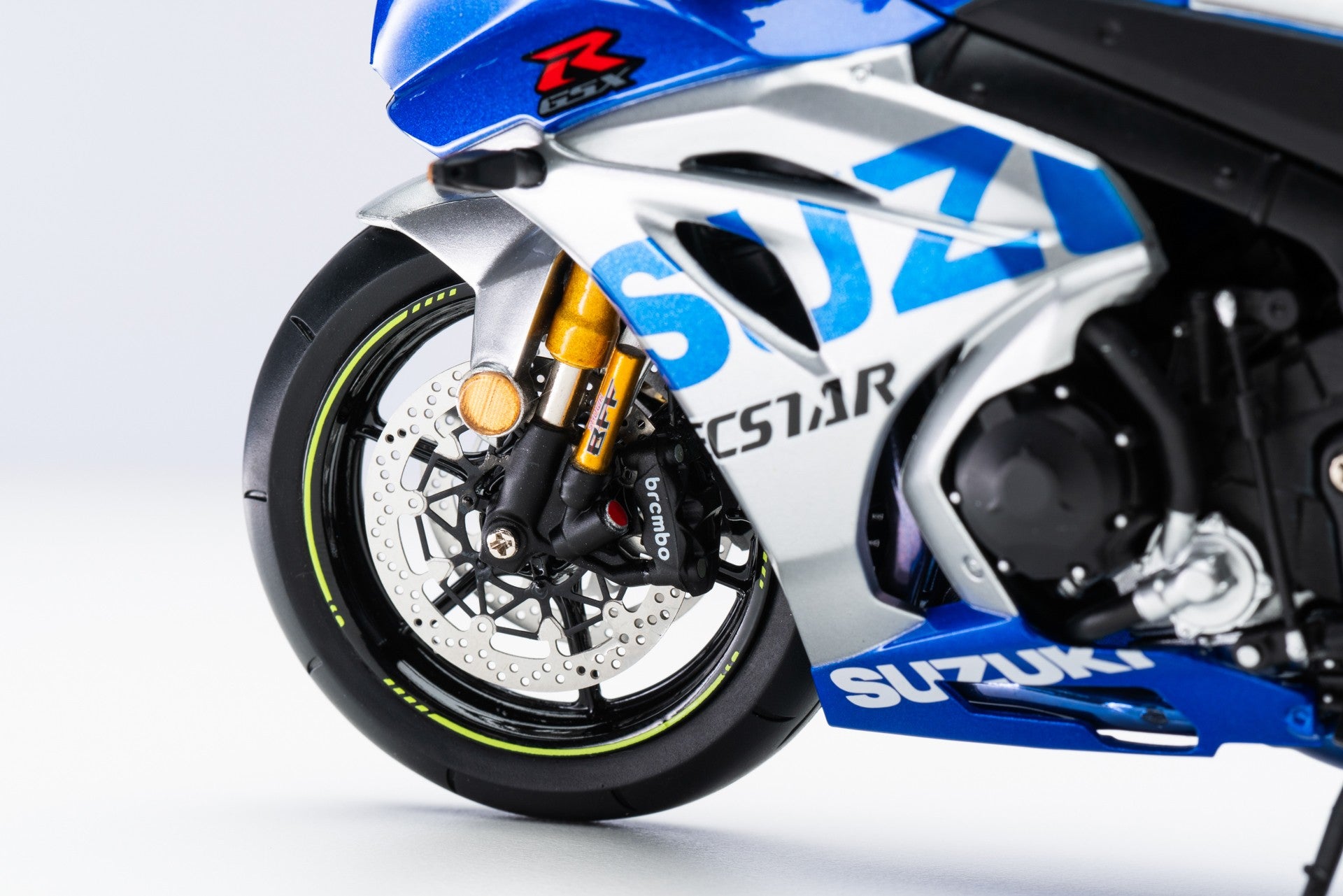 Suzuki GSX-R 1000R Silver 1:12 - 53010