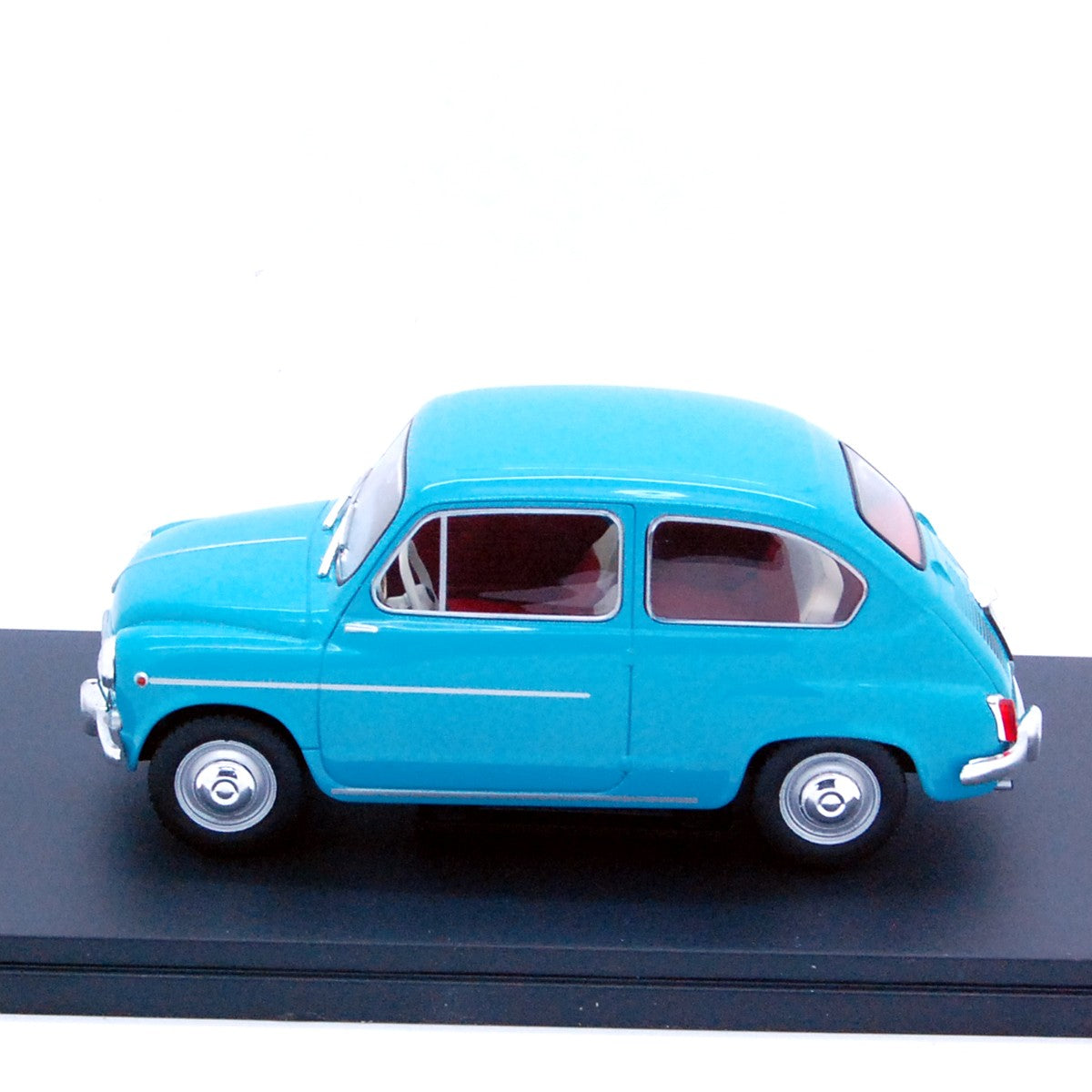 Fiat 600 1957 Azzurro 1:24 - 53235