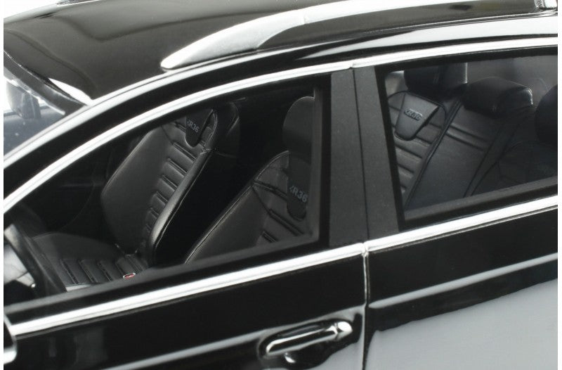 Volkswagen VW Passat B6 Variant R36 2008 black 1:18 - 54457