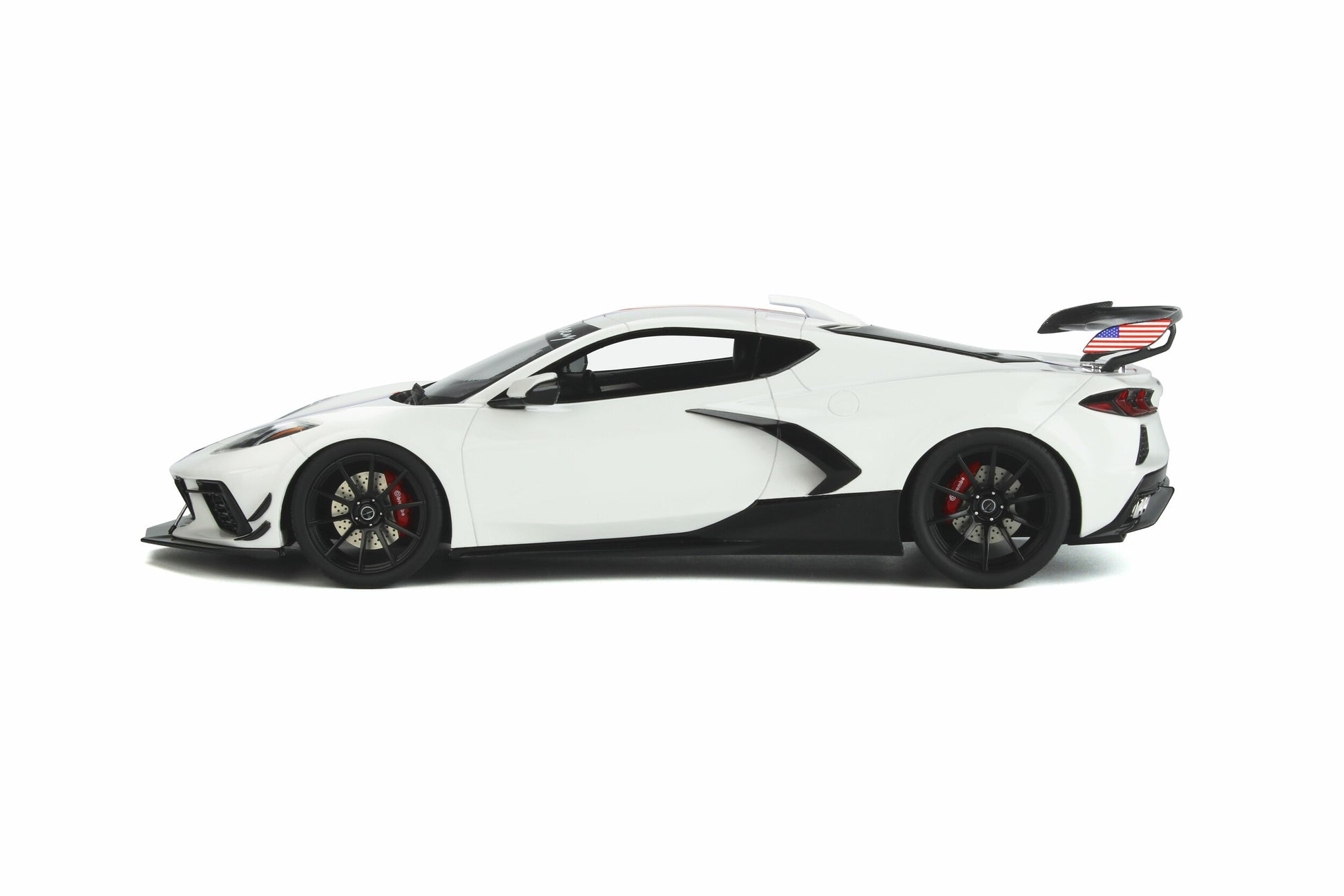 Hennessey Corvette C8 2021 Arctic White 1:18 - 54897
