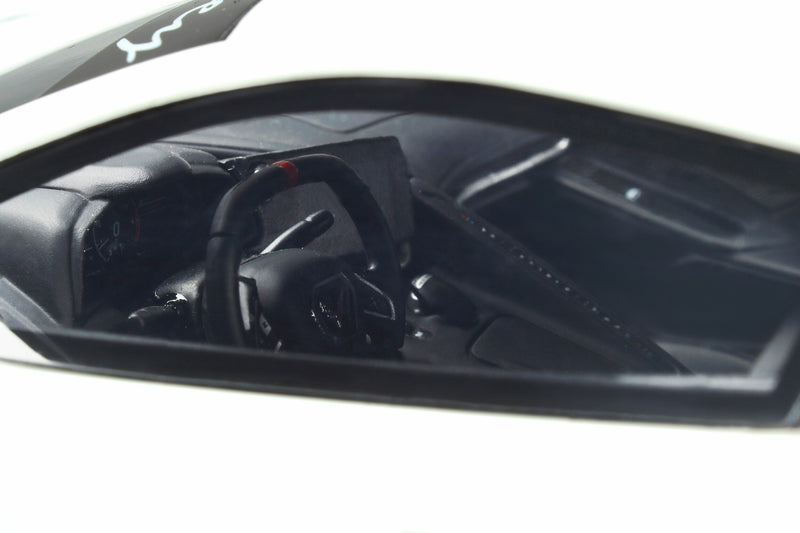 Hennessey Corvette C8 2021 Arctic White 1:18 - 54904