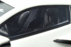 Hennessey Corvette C8 2021 Arctic White 1:18 - 54905