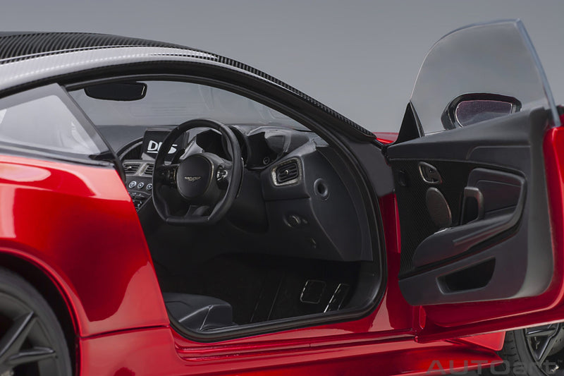 Aston Martin DBS Superleggera 2018 Hyper Red 1:18 - 55826