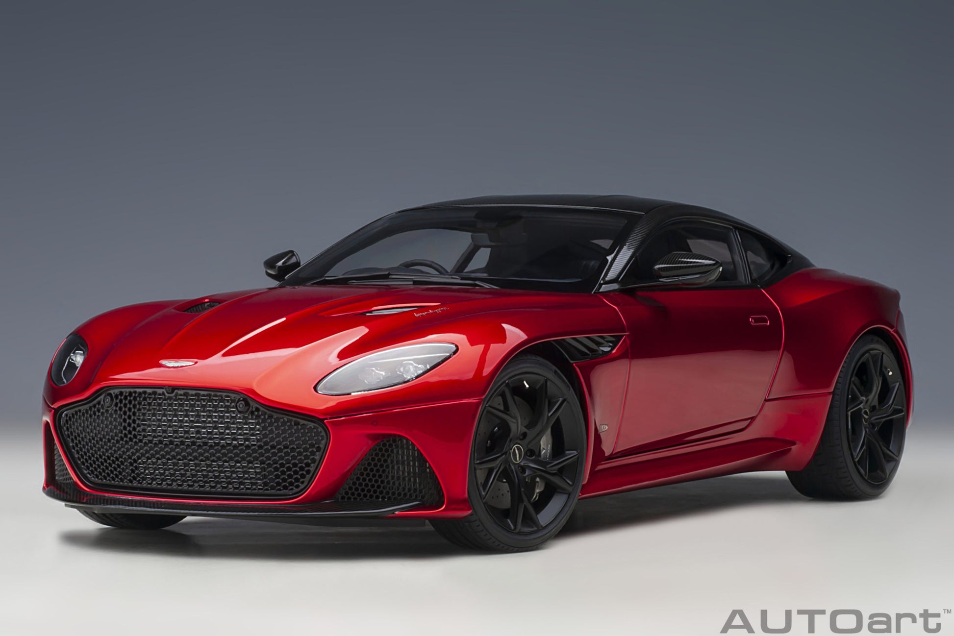 Aston Martin DBS Superleggera 2018 Hyper Red 1:18 - 55831