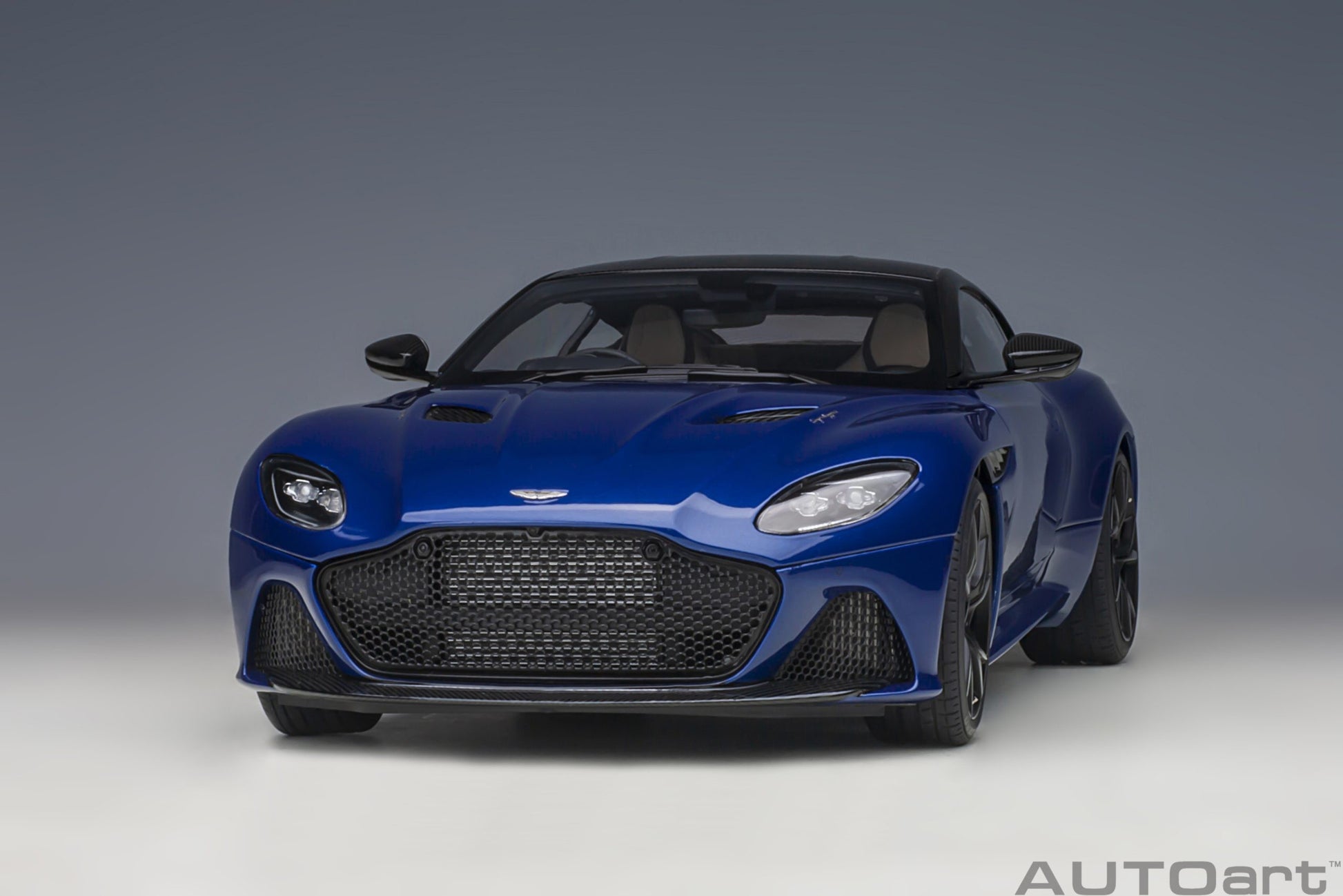 Aston Martin DBS Superleggera 2018 Zaffre Blue 1:18 - 55868