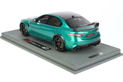 Alfa Romeo Giulia GTAM Verde Montreal Roll Bar Verde Brakes Yellow 1:18 - 56067