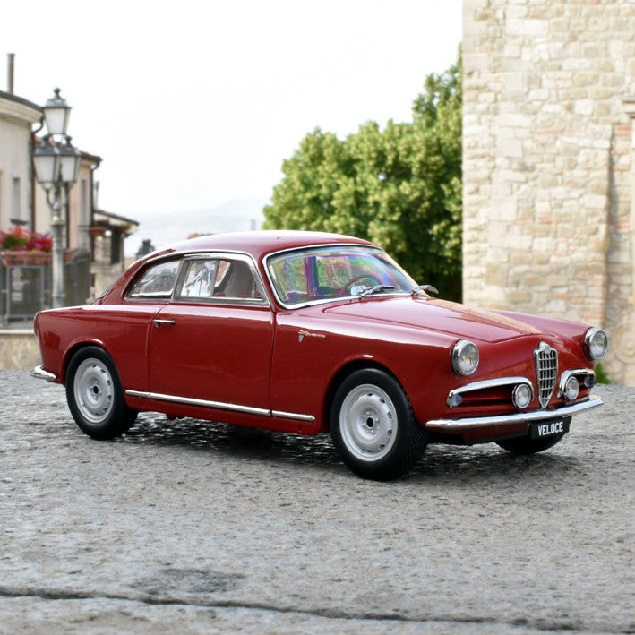 Alfa Romeo Giulietta Sprint Veloce 1956 Red 1:18 - 56695