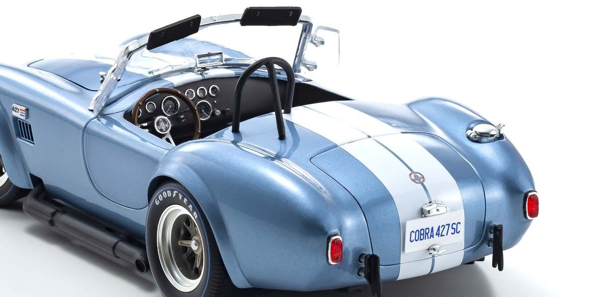 Shelby Cobra 427S/C Sapphire Blue with White line 1:18 - 57150