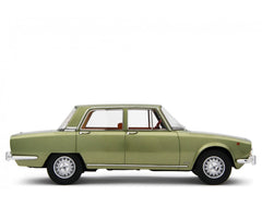 Alfa Romeo 2000 berlina 1971 verde metallizzato 1:18 - 57615