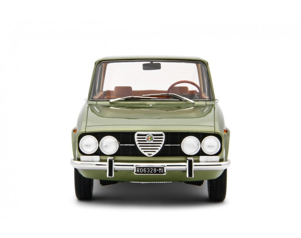 Alfa Romeo 2000 berlina 1971 verde metallizzato 1:18 - 57618
