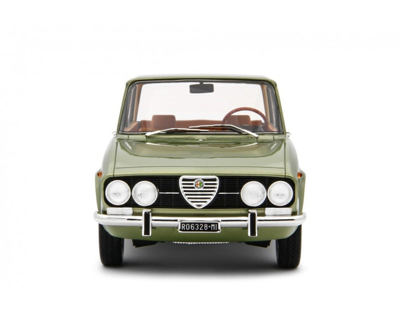 Alfa Romeo 2000 berlina 1971 verde metallizzato 1:18 - 57618