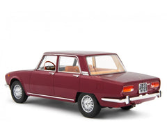 Alfa Romeo 2000 berlina 1971 Rosso Prugna 1:18 - 57630