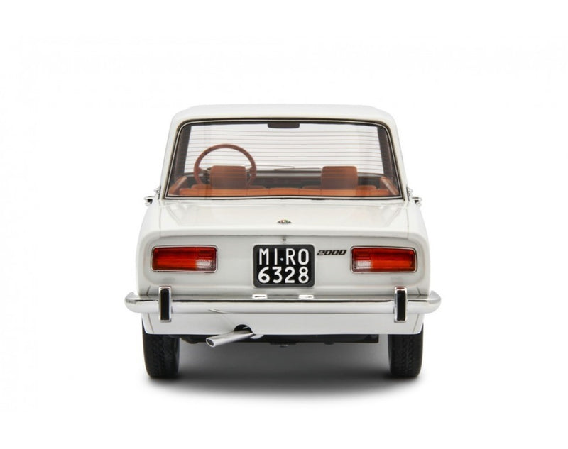 Alfa Romeo 2000 berlina 1971 Bianco 1:18 - 57650